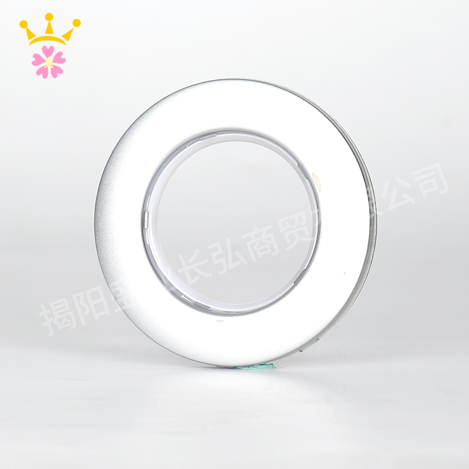 75Stylish Modern Plastic Hotel And Home Curtain Ring Silent Perforated Art Hanging Roman Ring for Decorative Purpose